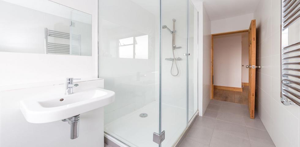 			4 Bedroom, 1 bath, 1 reception Apartment			 Fairfax Rd, SOUTH HAMPSTEAD / SWISS COTTAGE